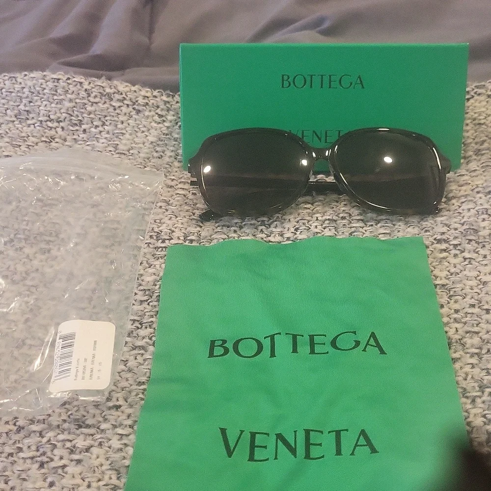 Bottega Veneta Brown Square Made In Italy New  Sunglasses Case Luxery